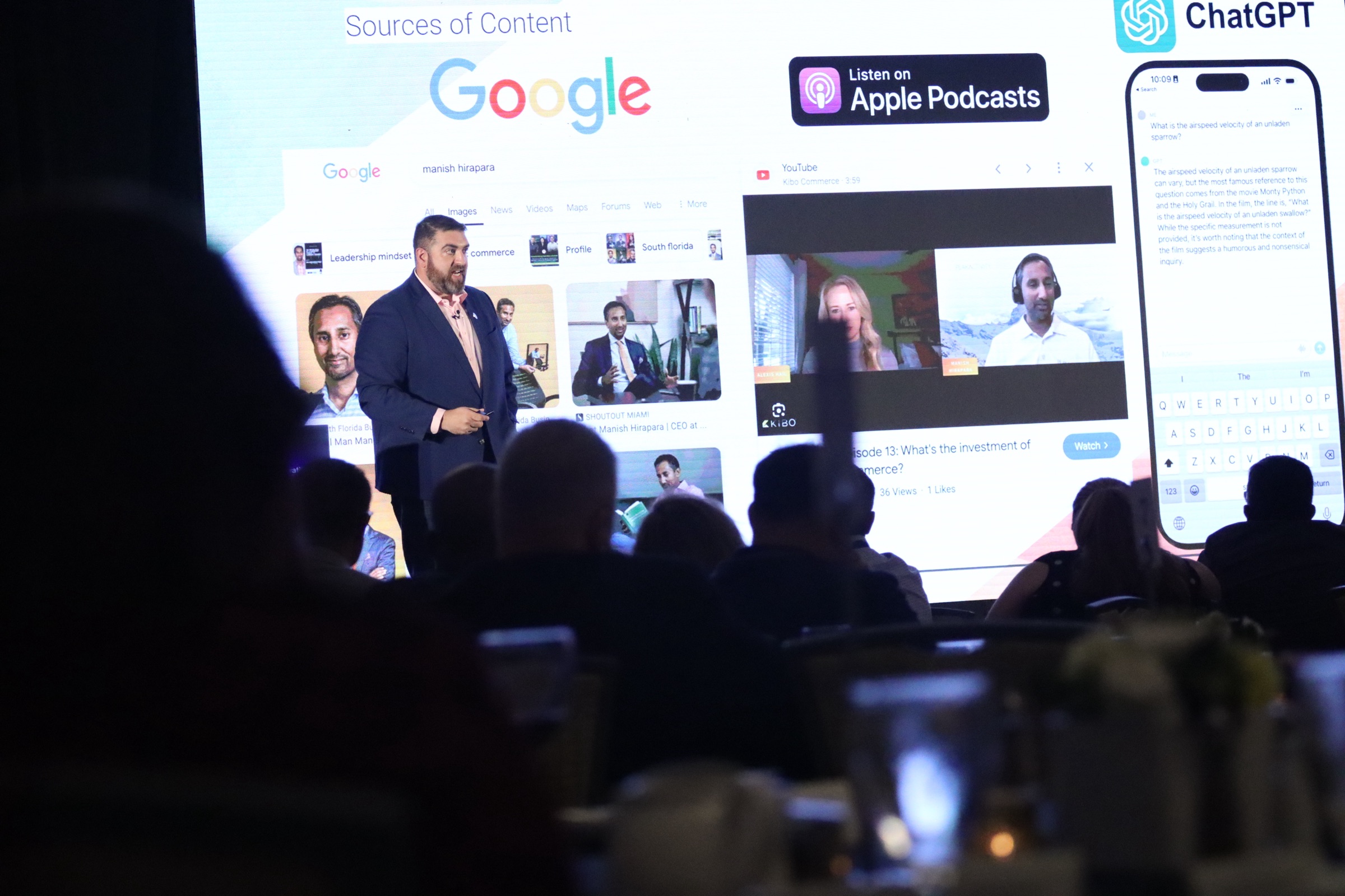 Rob Petrosino presenting an AI session on stage